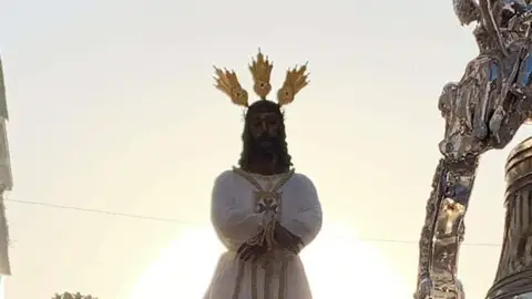 Nuestro Padre Jesús Cautivo en el Lunes Santo de la Semana Santa de Málaga Nuestro Padre Jesús Cautivo en el Lunes Santo de la Semana Santa de Málaga