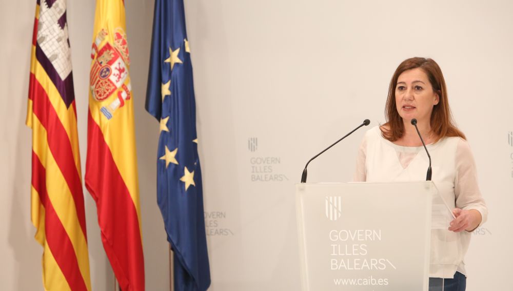 La Presidenta del Govern, Francina Armengol, en la rueda de prensa tras la reunión telemática con Pedro Sánchez y el resto de presidentes autonómicos.