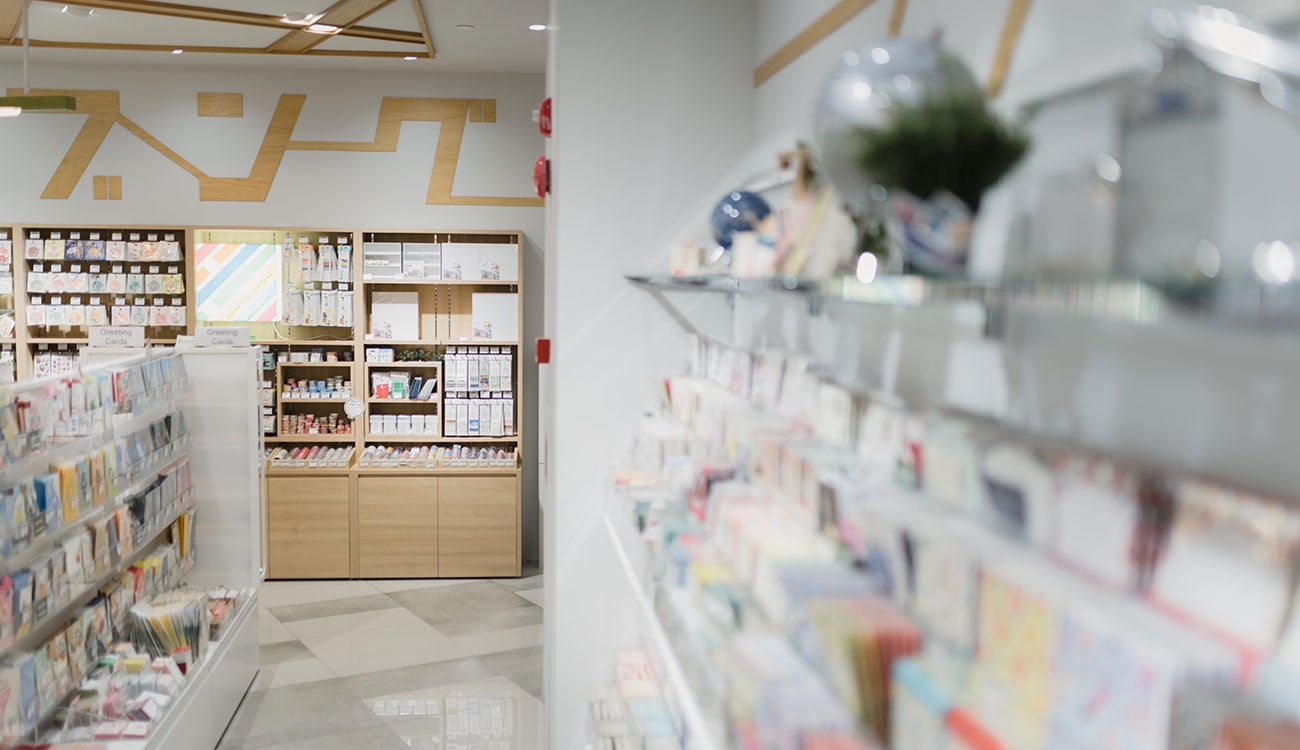 Sanidad retira varios lotes de cristalmina por contaminación microbiológica Sanidad retira varios lotes de cristalmina por contaminación microbiológica