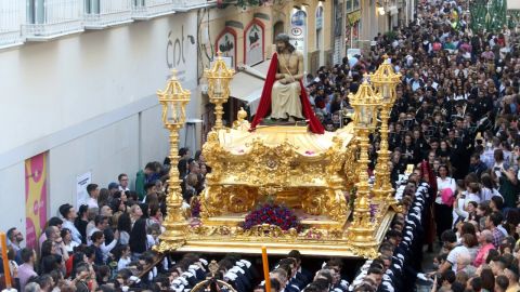 Estudiantes, Lunes Santo en la Semana Santa de M&aacute;laga