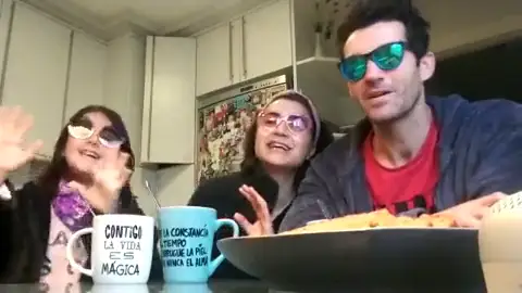Así acompaña el 'Facciamo finta che' a los oyentes mientras desayunan Así acompaña el 'Facciamo finta che' a los oyentes mientras desayunan