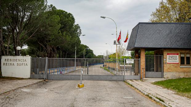 Marcos, de la residencia Reina Sofía de Las Rozas: "Estamos en pena de muerte, nos puede tocar a cualquiera. Espero, y si tengo la suerte me salvo" Marcos, de la residencia Reina Sofía de Las Rozas: "Estamos en pena de muerte, nos puede tocar a cualquiera. Espero, y si tengo la suerte me salvo"