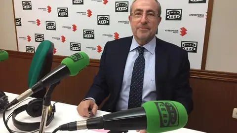 Mariano León en una entrevista anterior en los estudios de Onda Cero Ciudad Real Mariano León en una entrevista anterior en los estudios de Onda Cero Ciudad Real