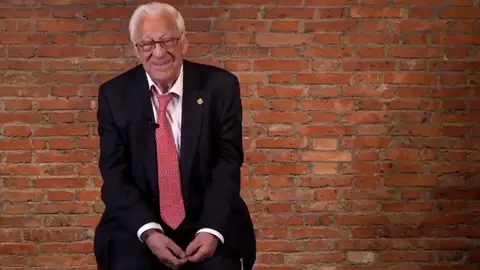 El Padre Ángel lanza una campaña contra el "edadismo": "Los mayores son el mayor tesoro, no podemos perder a esta generación" El Padre Ángel lanza una campaña contra el "edadismo": "Los mayores son el mayor tesoro, no podemos perder a esta generación"