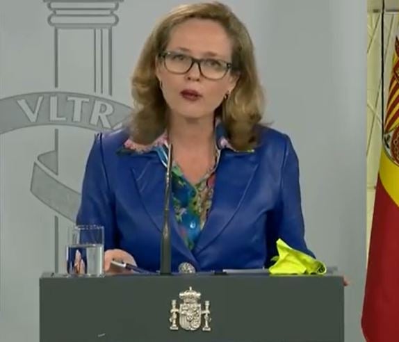 Calviño avisa que "sería absurdo y contraproducente" abrir el debate de la derogación de la reforma laboral Calviño avisa que "sería absurdo y contraproducente" abrir el debate de la derogación de la reforma laboral