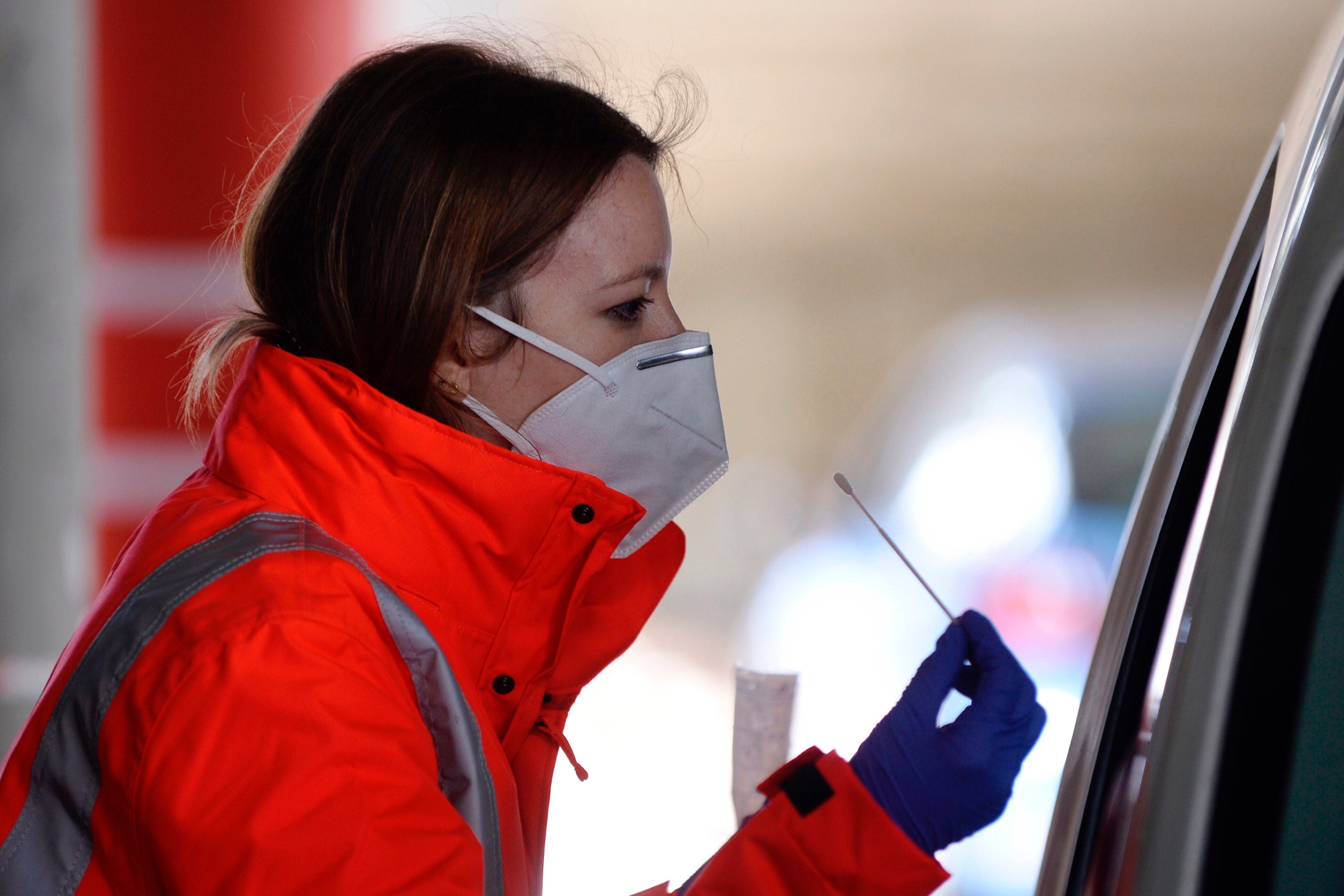 España suma 510 muertes por coronavirus en las últimas 24 horas, la cifra más baja desde el 23 de marzo España suma 510 muertes por coronavirus en las últimas 24 horas, la cifra más baja desde el 23 de marzo
