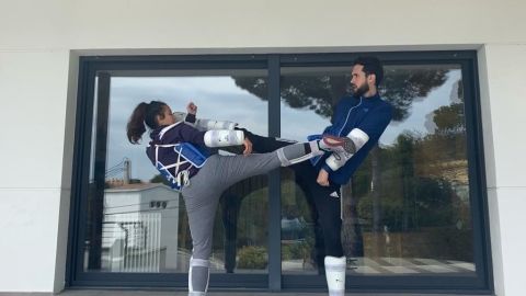 Ra&uacute;l Mart&iacute;nez se encuentra confinado en Girona, junto a su mujer, que le acompa&ntilde;a y ayuda en cada entrenamiento.