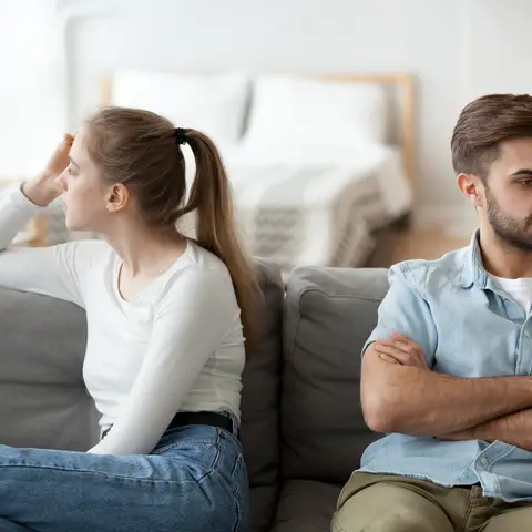 Pareja enfadada Pareja enfadada