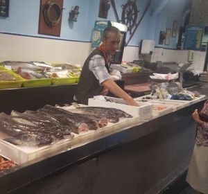 Pescados y Mariscos Guerendian Pescados y Mariscos Guerendian