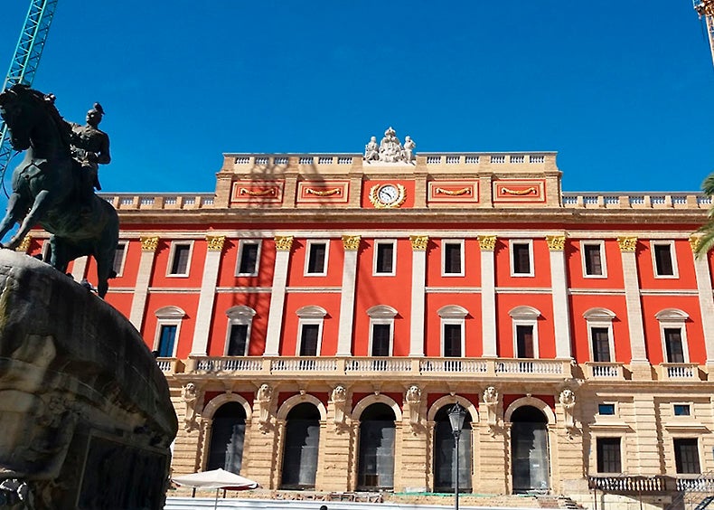 San Fernando invertirá 610.000 euros para continuar su proceso de transformación digital San Fernando invertirá 610.000 euros para continuar su proceso de transformación digital