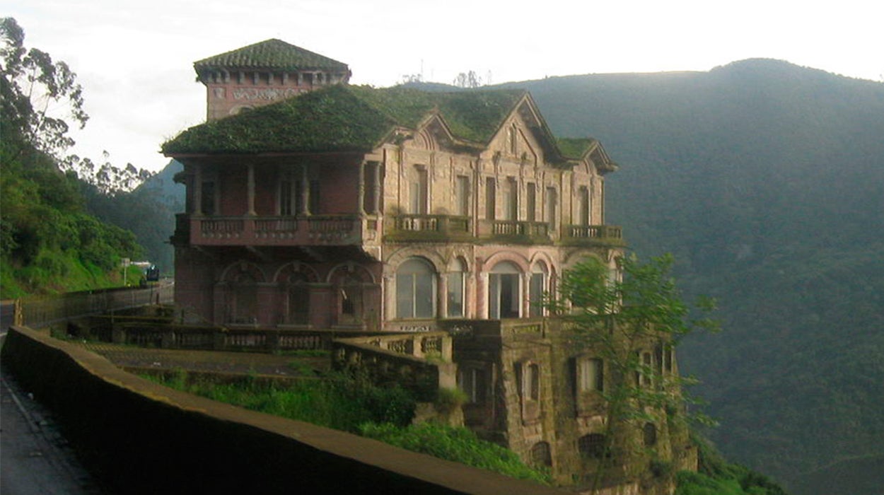 El Colegio Invisible 1x08: Los fantasmas del hotel de los suicidas El Colegio Invisible 1x08: Los fantasmas del hotel de los suicidas