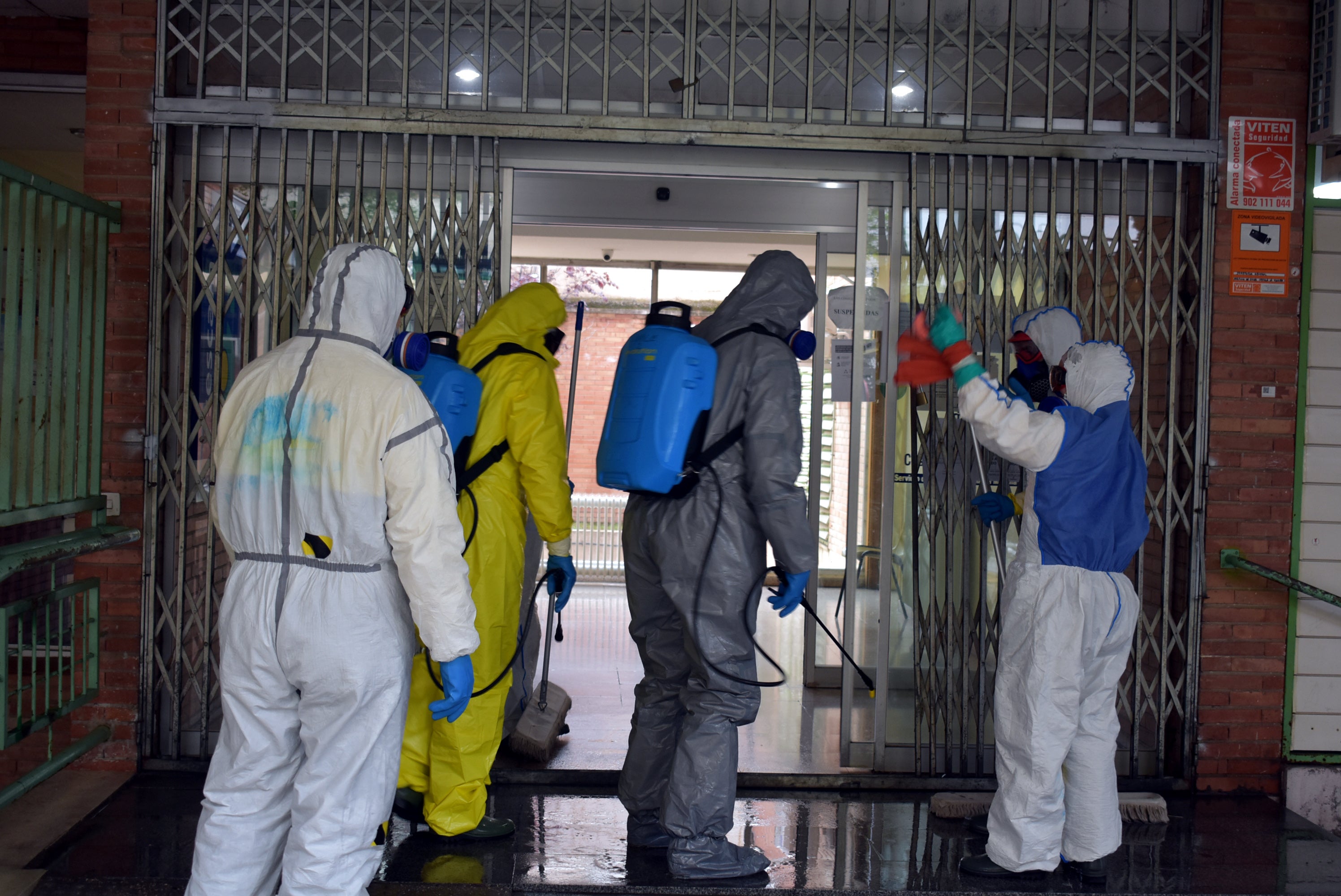 GEACAM realiza labores de desinfección en los tres centros de salud de Ciudad Real GEACAM realiza labores de desinfección en los tres centros de salud de Ciudad Real