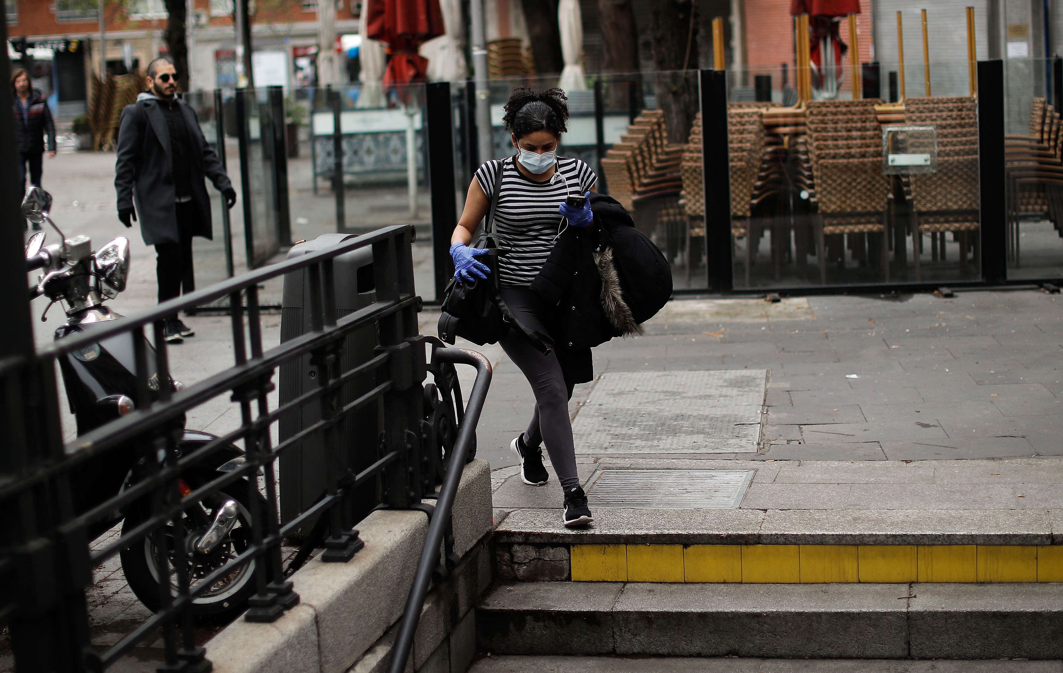La Comunidad de Madrid compensará los abonos de transporte que no se han utilizado durante la alerta sanitaria La Comunidad de Madrid compensará los abonos de transporte que no se han utilizado durante la alerta sanitaria