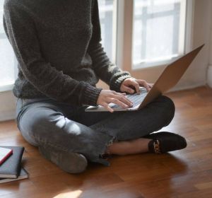Fotografía de recurso para ilustrar el teletrabajo Fotografía de recurso para ilustrar el teletrabajo