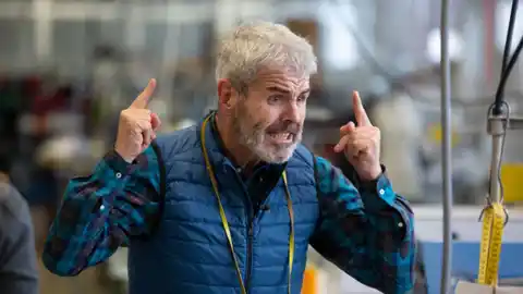 El modista Lorenzo Caprile, durante la grabación del programa 'Maestros de la costura' Caprile es experto en el diseño de vestuario de las películas del Hollywood clásico