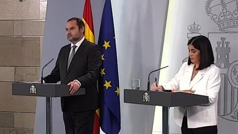 Jos&eacute; Luis &Aacute;balos y la ministra de Tranportes y Movilidad. 