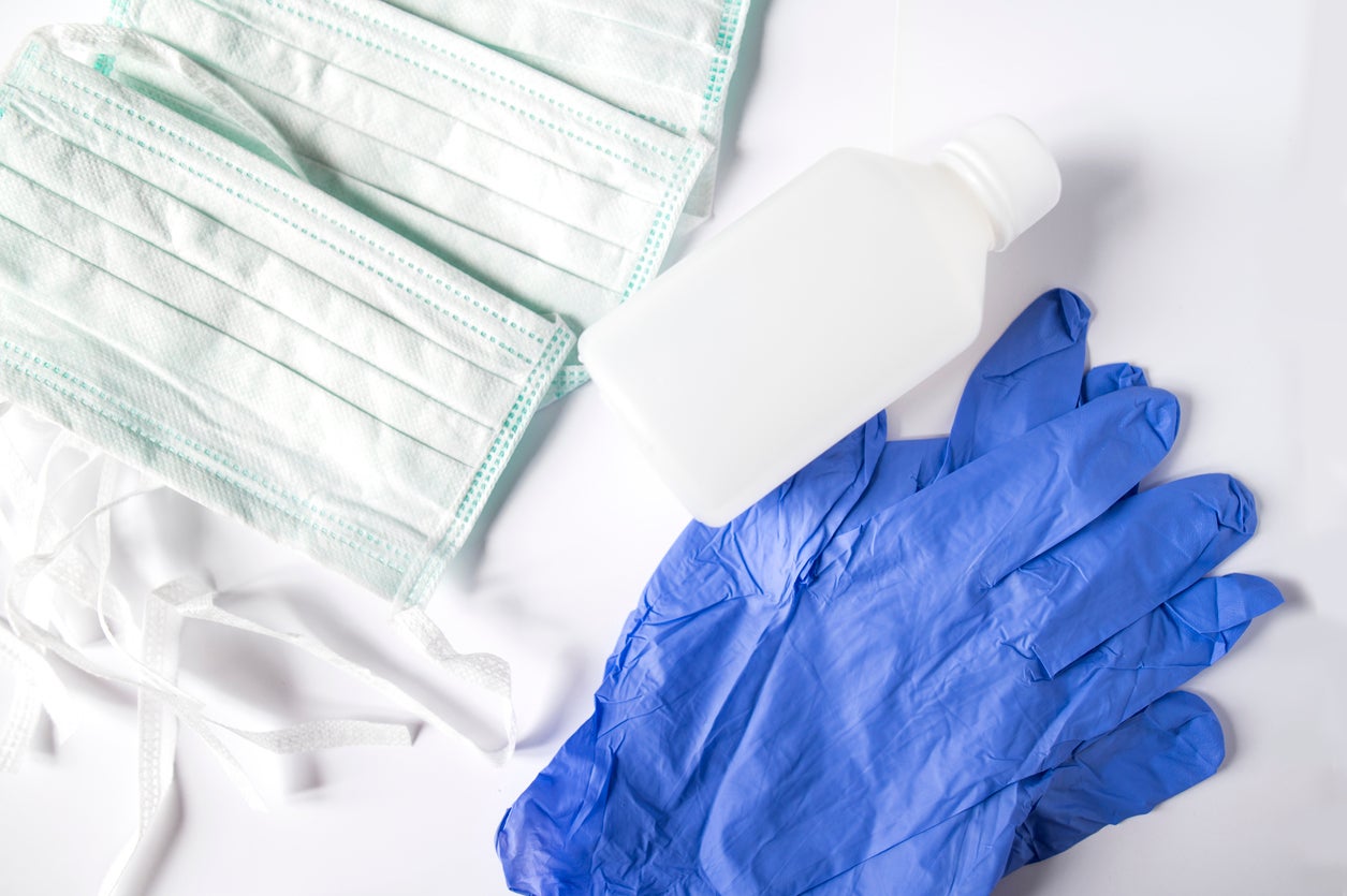 Los epidemiólogos a favor de las mascarillas pero en contra de los guantes Los epidemiólogos a favor de las mascarillas pero en contra de los guantes