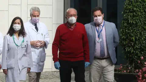 De la torre a la salida del centro hospitalario. Málaga