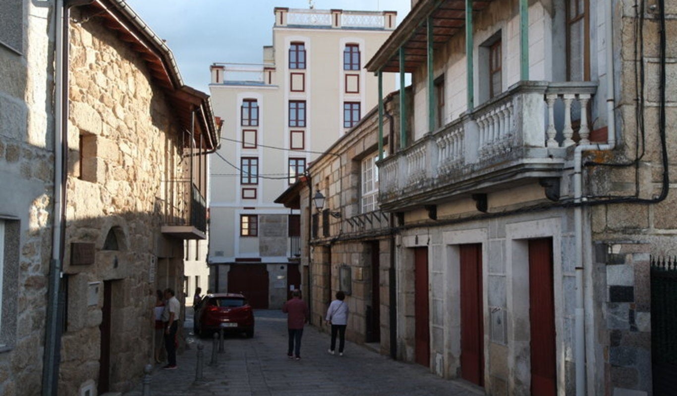 O BNG solicita que se axilice a licenza da instalación da fibra óptica nas zonas do rural O BNG solicita que se axilice a licenza da instalación da fibra óptica nas zonas do rural