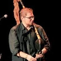 Juanfran Ballestero: "Nos las ingeniamos cómo sea para dar clases de música on line" Juanfran Ballestero: "Nos las ingeniamos cómo sea para dar clases de música on line"