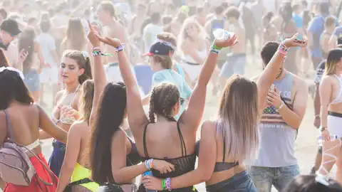 Público en un festival de música Público en un festival de música