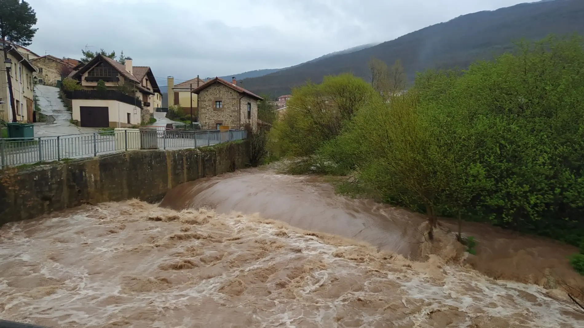  Barruelo de Santullán urge a la Confederación Hidrográfica del Duero a ejecutar las obras de emergencia aprobadas en el Rubagón
