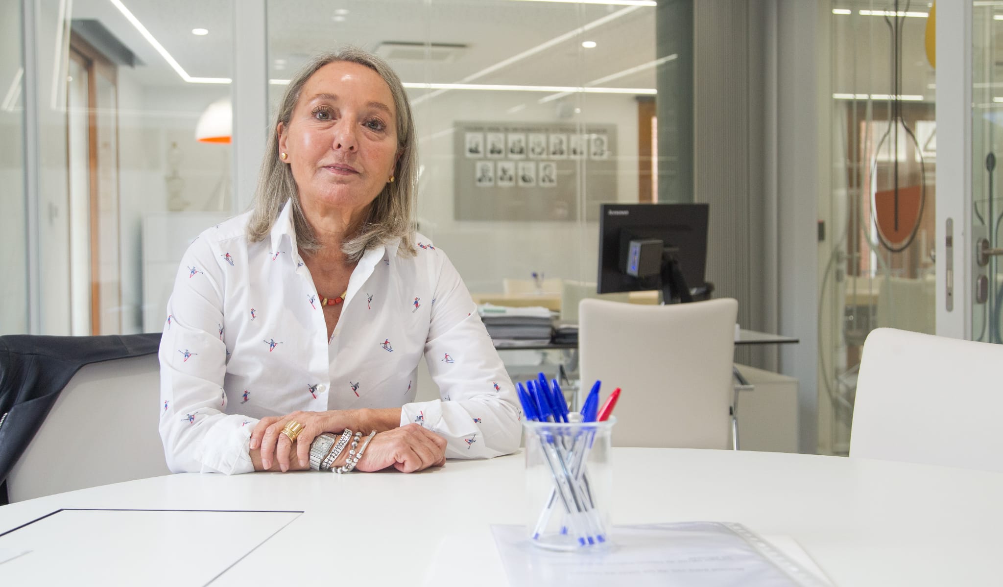 "La entrega gratuita de mascarillas a mayores de 65 años y población vulnerable se hará presentando la tarjeta SIP en las farmacias" "La entrega gratuita de mascarillas a mayores de 65 años y población vulnerable se hará presentando la tarjeta SIP en las farmacias"