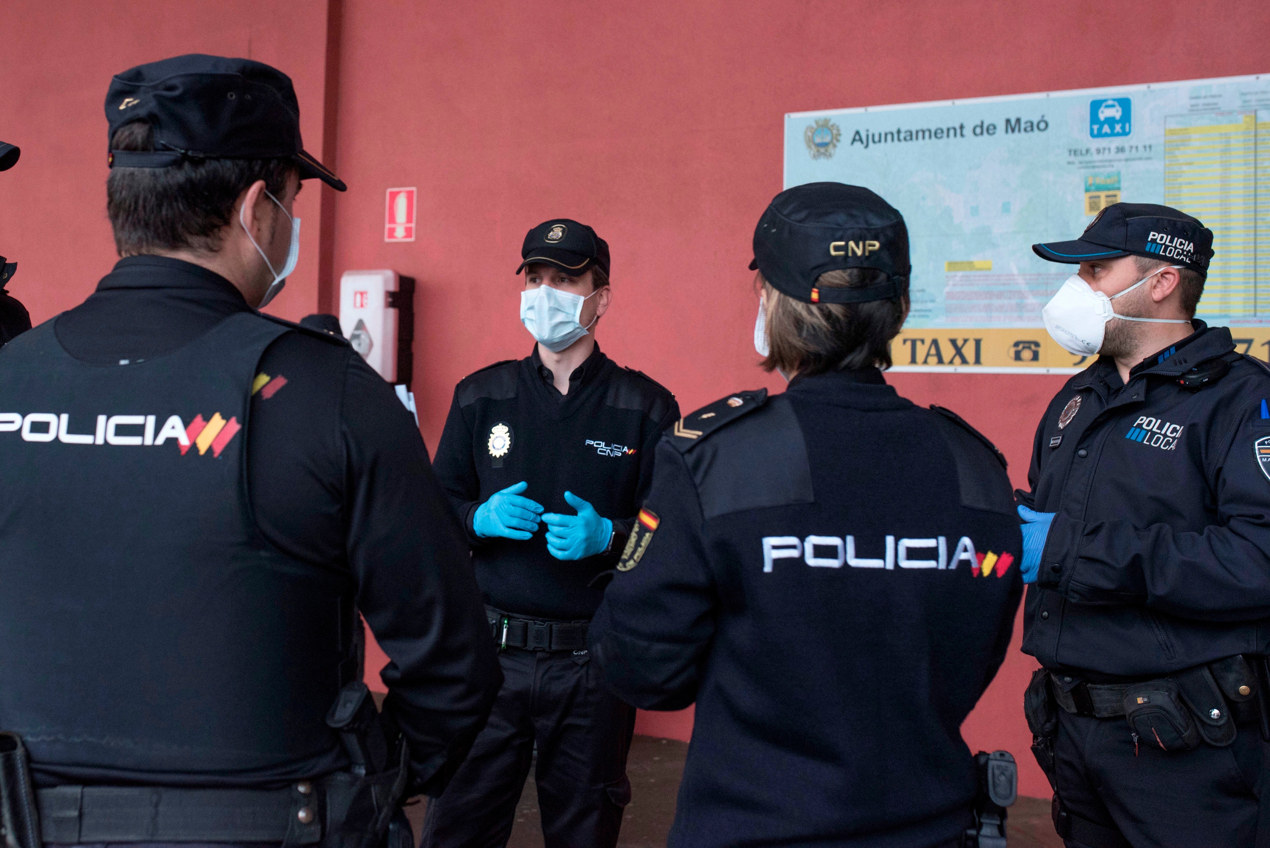 Detenido por estafar a nivel nacional en la venta de mascarillas Detenido por estafar a nivel nacional en la venta de mascarillas