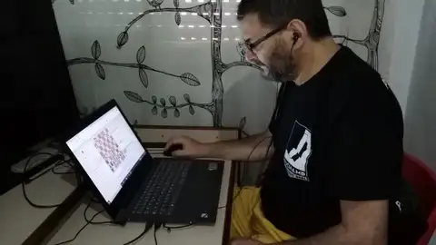El Maestro Internacional de ajedrez Daniel Contin. El Maestro Internacional de ajedrez Daniel Contin.