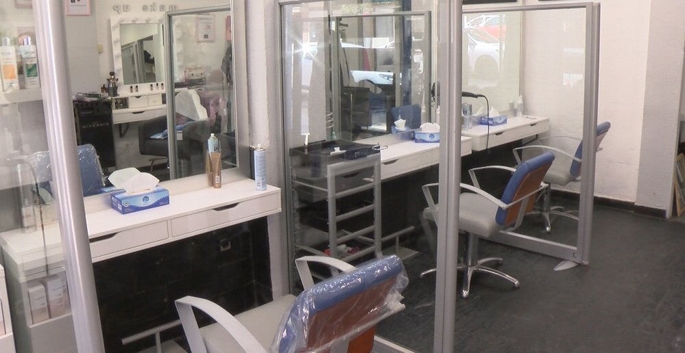 Trabajadores de la peluquería y la estética vuelven a la calle Trabajadores de la peluquería y la estética vuelven a la calle