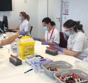 Muestras de los test serológicos realizadas entre el personal del Hospital del Vinalopó de Elche. Muestras de los test serológicos realizadas entre el personal del Hospital del Vinalopó de Elche.