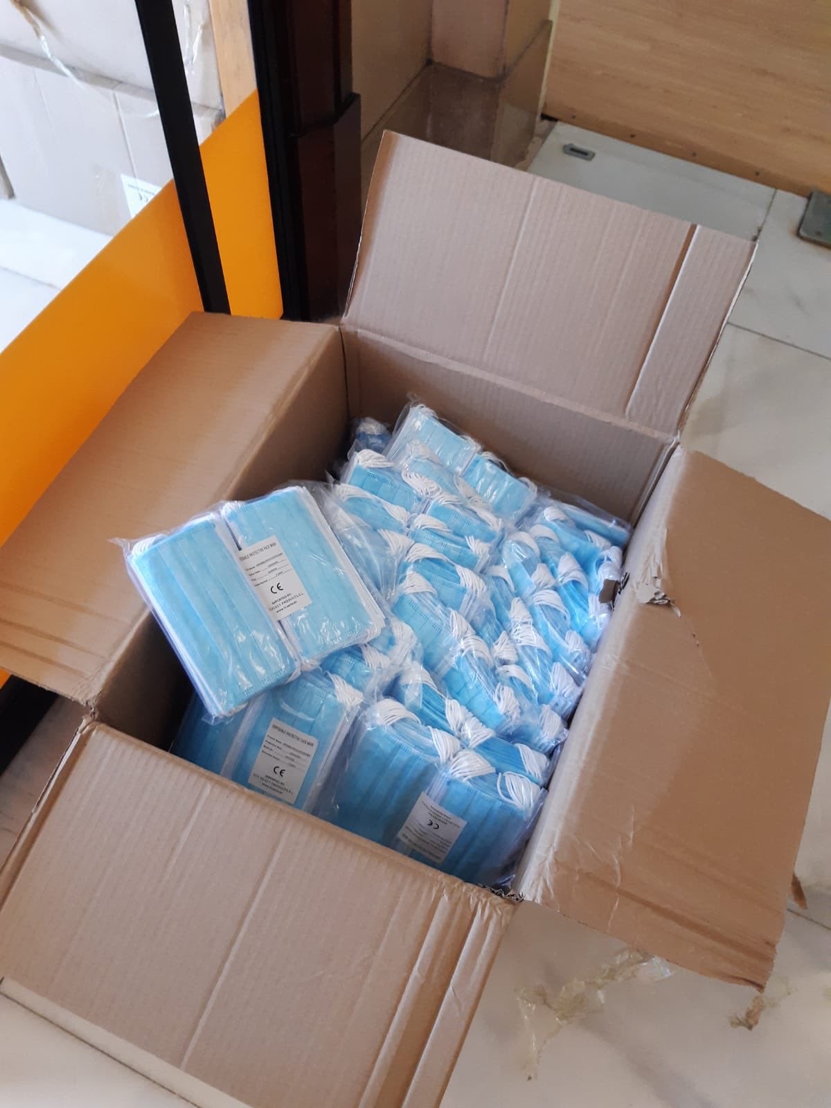La Delegación del Gobierno distribuye 178.000 mascarillas en transporte, ayuntamientos y entidades sociales La Delegación del Gobierno distribuye 178.000 mascarillas en transporte, ayuntamientos y entidades sociales