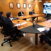 Reunión de comité de expertos económicos