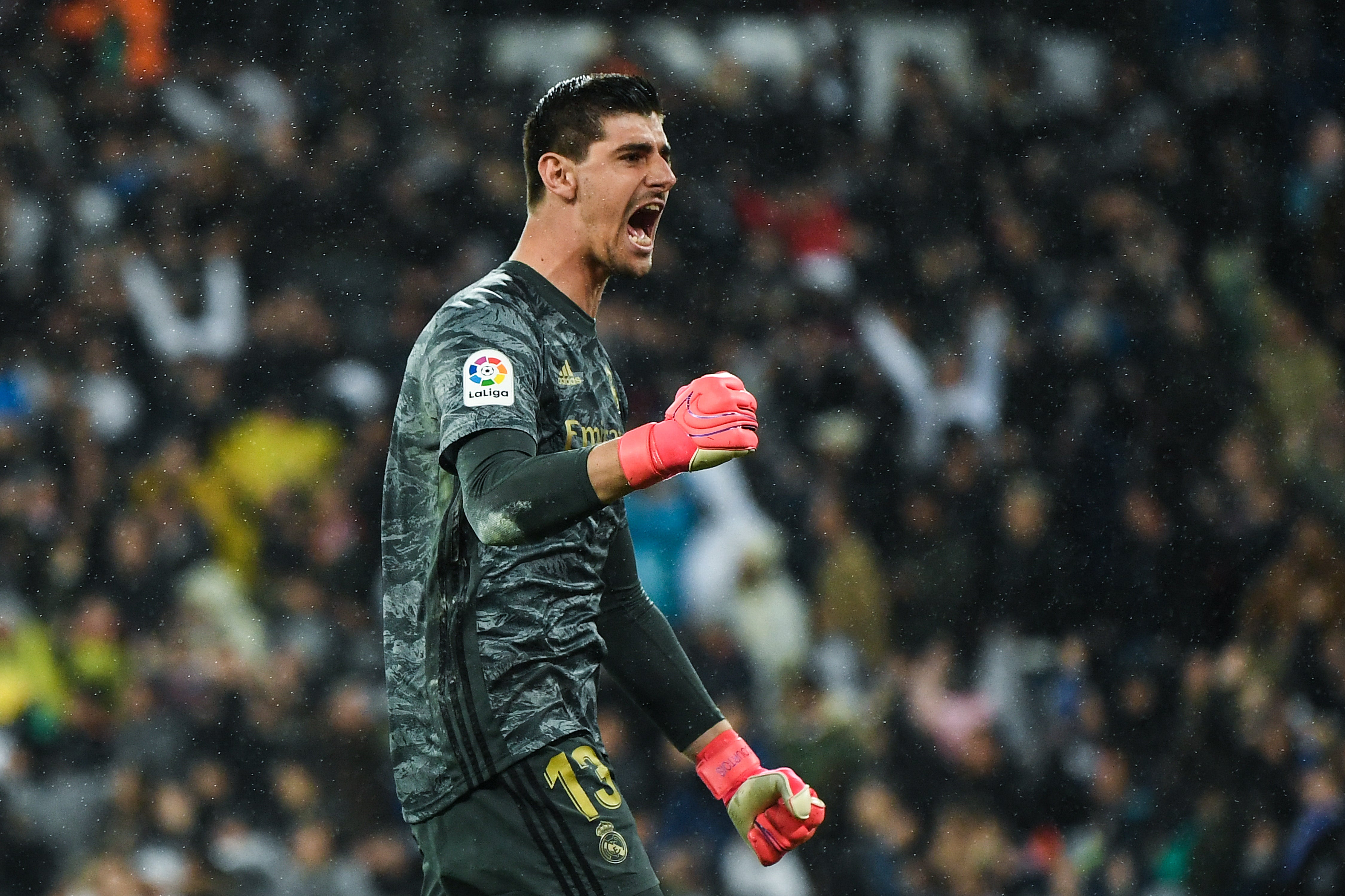 Courtois: "No sería correcto que el Barça fuera campeón si paran la competición, perdieron contra nosotros" Courtois: "No sería correcto que el Barça fuera campeón si paran la competición, perdieron contra nosotros"