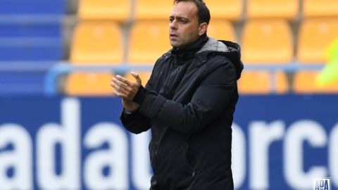 Fran Fern&aacute;ndez en un partido del Alcorc&oacute;n