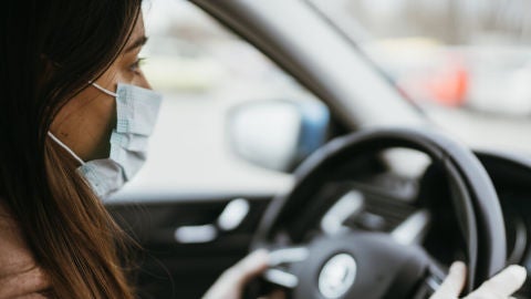  Mascarilla en el coche