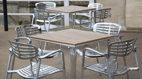 Terraza vac&iacute;a
