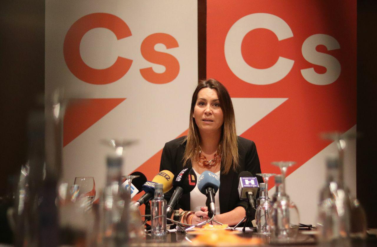 “Es absolutamente escandaloso lo que el SERGAS está haciendo con las listas de contratación" “Es absolutamente escandaloso lo que el SERGAS está haciendo con las listas de contratación"