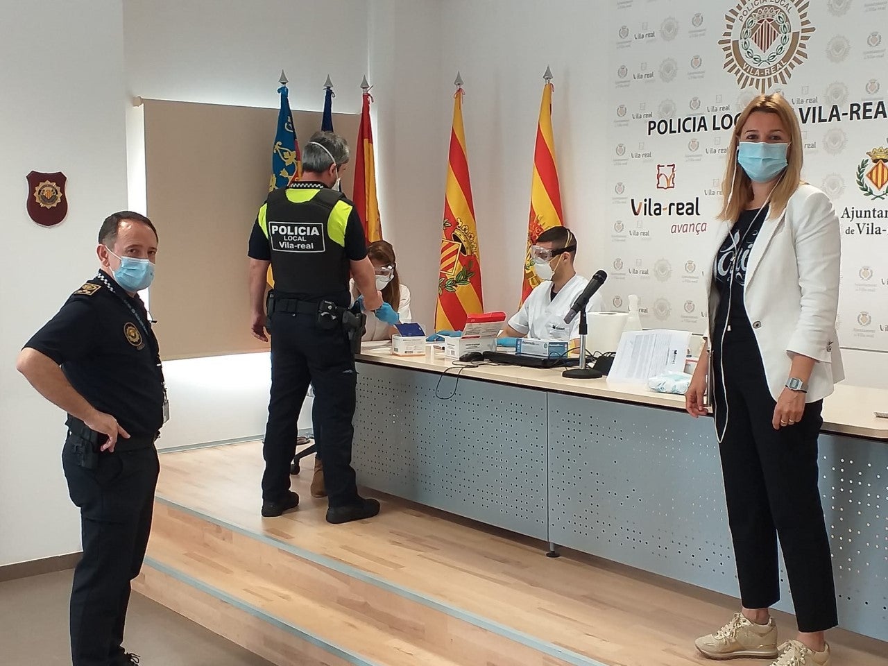 Vila-real pionera en la pràctica de test ràpids a la Policia Local i Protecció Civil Vila-real pionera en la pràctica de test ràpids a la Policia Local i Protecció Civil