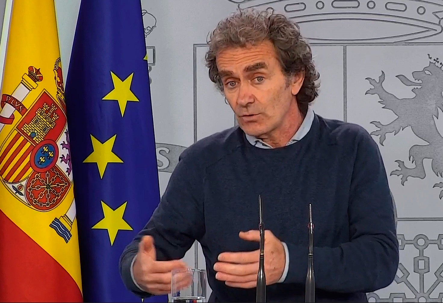 Fernando Simón: "A lo largo del día se darán los informes definitivos y las respuestas a las solicitudes de las comunidades" Fernando Simón: "A lo largo del día se darán los informes definitivos y las respuestas a las solicitudes de las comunidades"