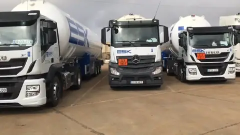 Los transportistas hacen sonar las sirenas para reivindicar la labor que están haciendo durante la crisis del coronavirus Los transportistas hacen sonar las sirenas para reivindicar la labor que están haciendo durante la crisis del coronavirus