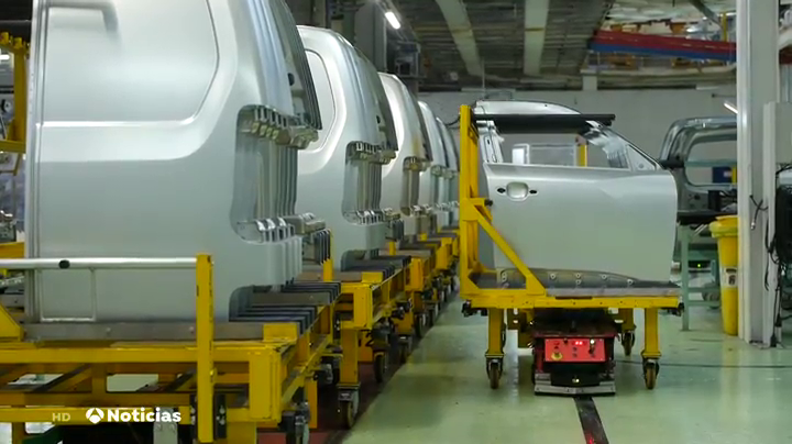 La Cev pide 330 millones para la industria valenciana y lo considera sector clave para salir de la crisis La Cev pide 330 millones para la industria valenciana y lo considera sector clave para salir de la crisis