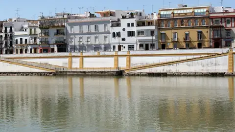 Imagen de la calle Betis, una de las once seleccionadas por el ayuntamiento Imagen de la calle Betis, una de las once seleccionadas por el ayuntamiento