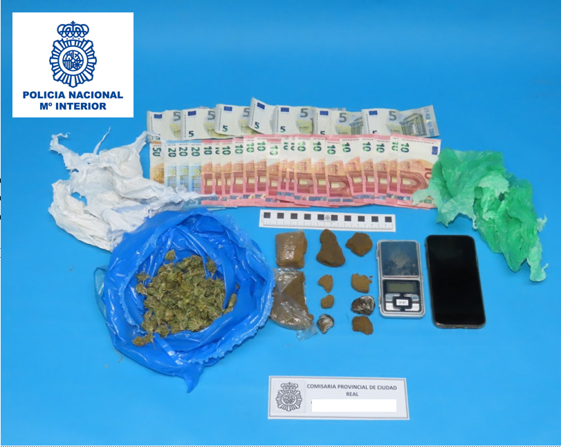 Desarticulado un grupo criminal que distribuía droga en Ciudad Real utilizando el reparto de comida a domicilio como tapadera Desarticulado un grupo criminal que distribuía droga en Ciudad Real utilizando el reparto de comida a domicilio como tapadera