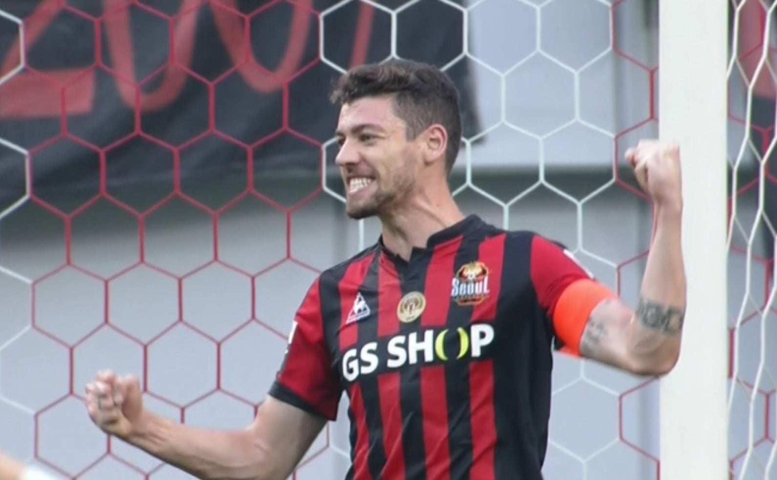 Osmar Ibáñez: "Es complicado que en España se puedan tomar las medidas tomadas en Corea del Sur" Osmar Ibáñez: "Es complicado que en España se puedan tomar las medidas tomadas en Corea del Sur"