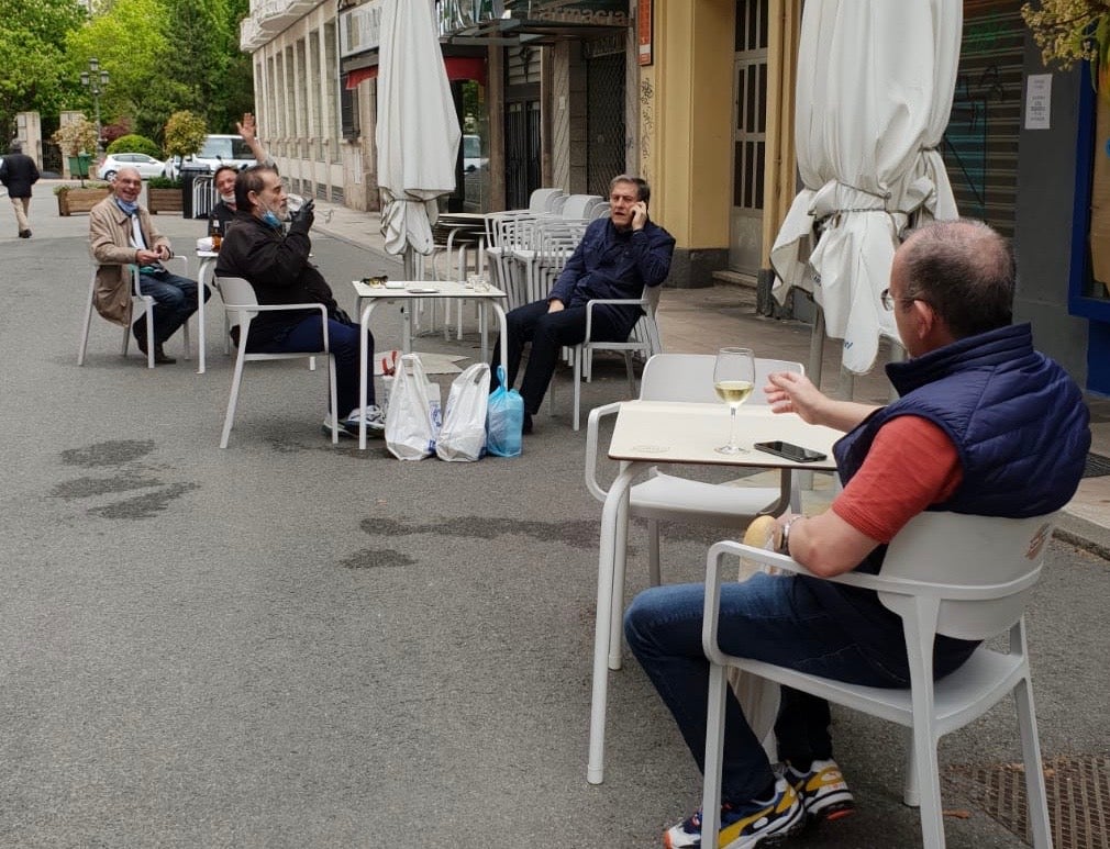 Pocos bares levantan la persiana en Cuenca, en una semana lluviosa Pocos bares levantan la persiana en Cuenca, en una semana lluviosa