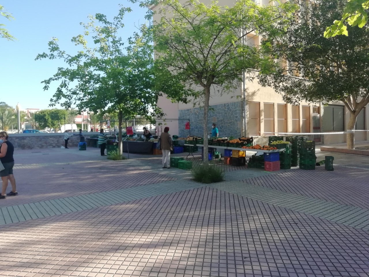 San Crispín avanza en Elche la ‘nueva normalidad’ de los mercadillos a raíz del coronavirus San Crispín avanza en Elche la ‘nueva normalidad’ de los mercadillos a raíz del coronavirus