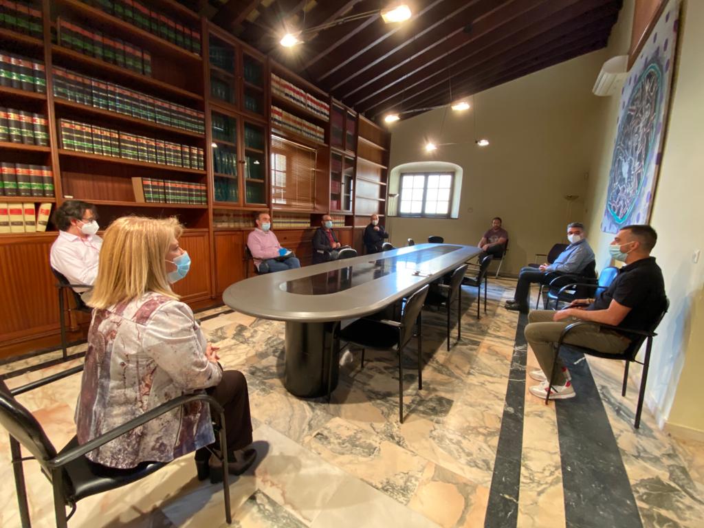 La ampliación de los veladores se decidirá "zona por zona" La ampliación de los veladores se decidirá "zona por zona"