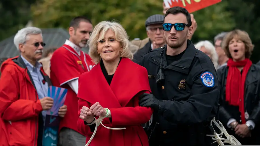 La actriz Jane Fonda, arrestada durante una protesta por el clima en el Capitolio de EEUU La actriz Jane Fonda, arrestada durante una protesta por el clima en el Capitolio de EEUU