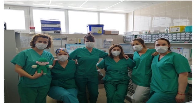 "Estamos en el camino pero aún no hemos llegado al final", Dolores Galiana, enfermera de Medicina Interna del Hospital Marina Baixa, nos cuenta cómo se han enfrentado al COVID-19. "Estamos en el camino pero aún no hemos llegado al final", Dolores Galiana, enfermera de Medicina Interna del Hospital Marina Baixa, nos cuenta cómo se han enfrentado al COVID-19.